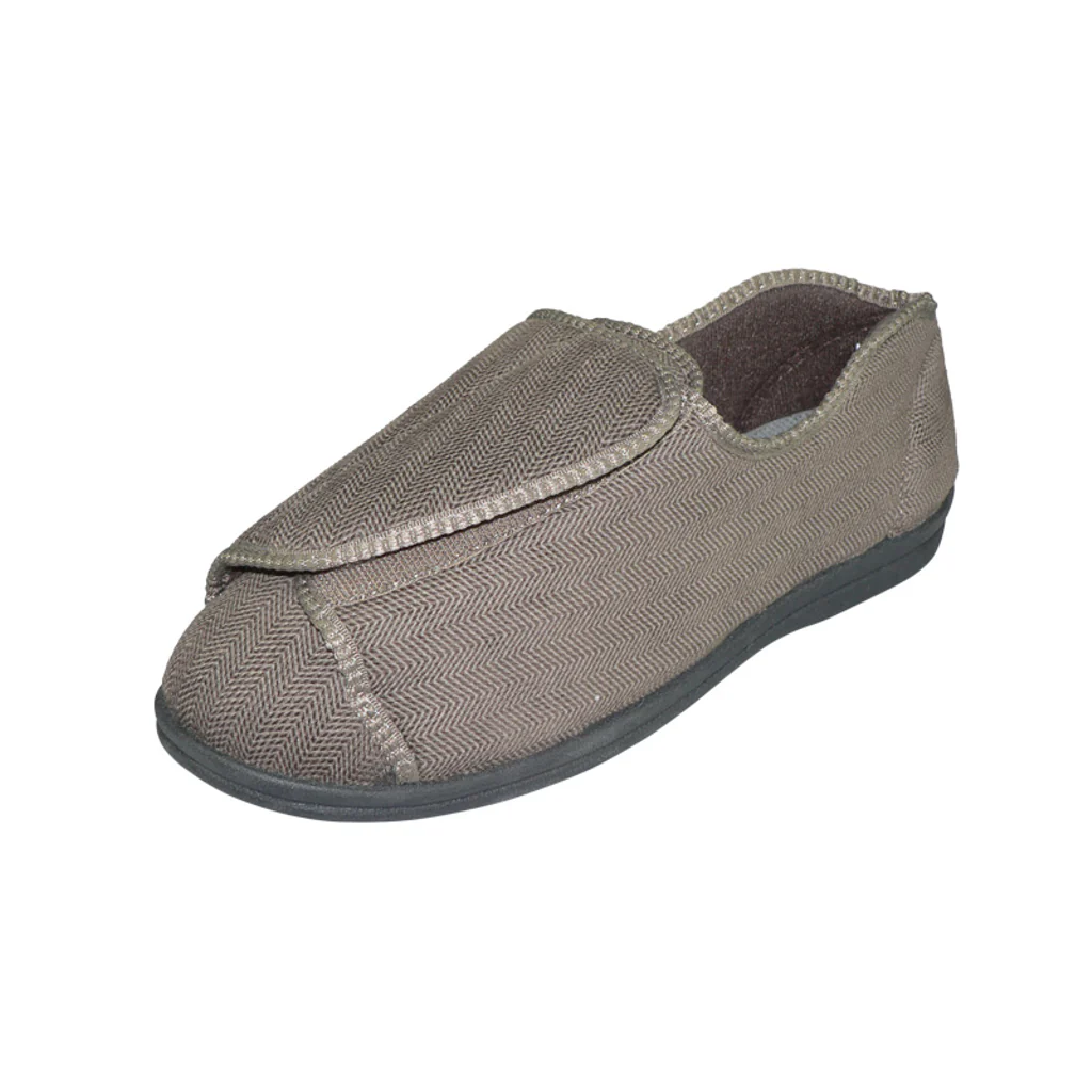 CLINIC Comfort System Men’s Clinic Slipper, Brown, 10