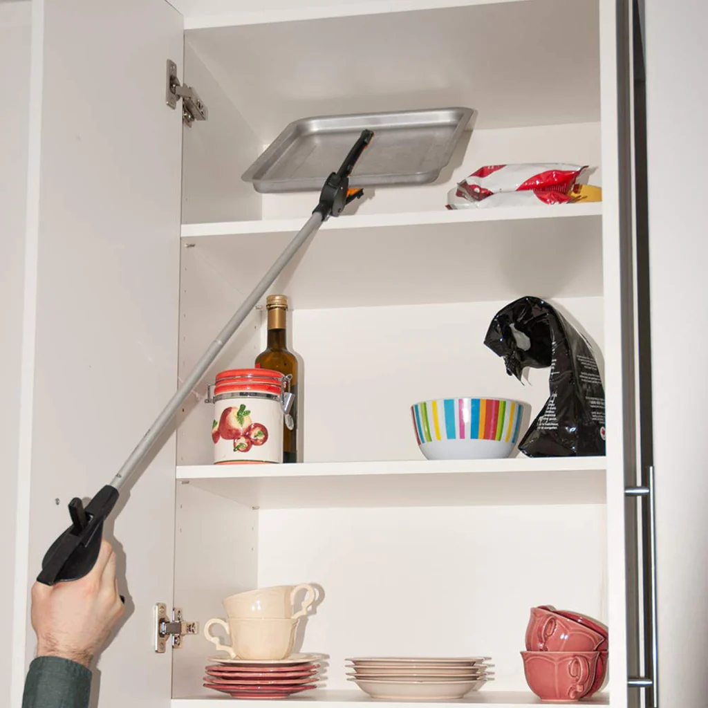 MedPro Ultra Grip Folding Reacher Extender with Rubberized Clamp, Reach Assist Tool for Picking Up Objects - Image 3