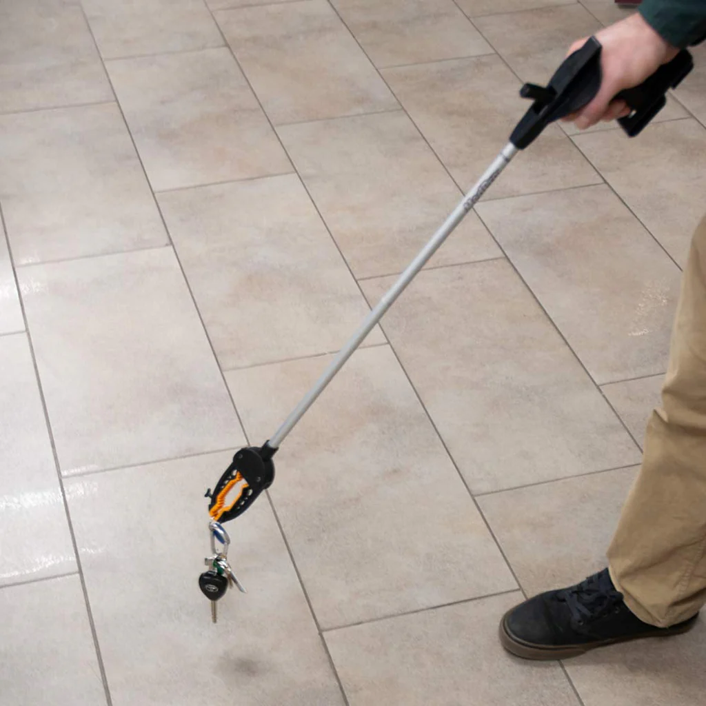 MedPro Ultra Grip Folding Reacher Extender with Rubberized Clamp, Reach Assist Tool for Picking Up Objects - Image 4