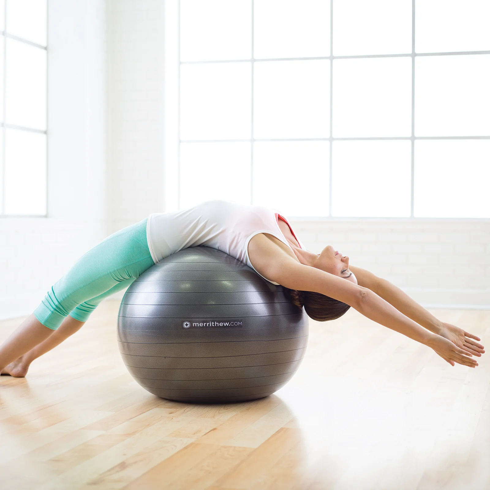 Merrithew Stability Ball, 30 inch / 75cm with pump - Image 2